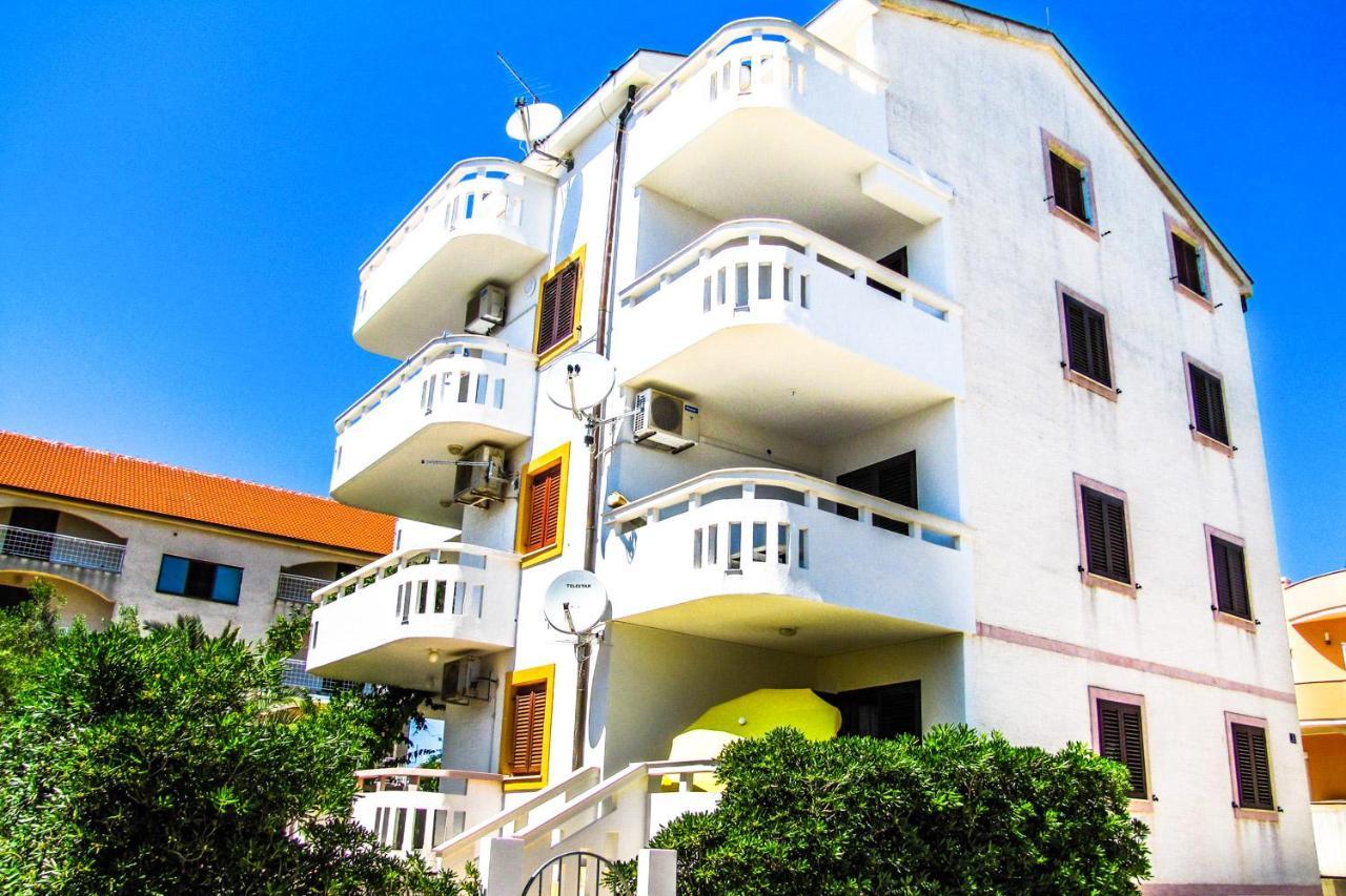 Apartments Hope Novalja Extérieur photo